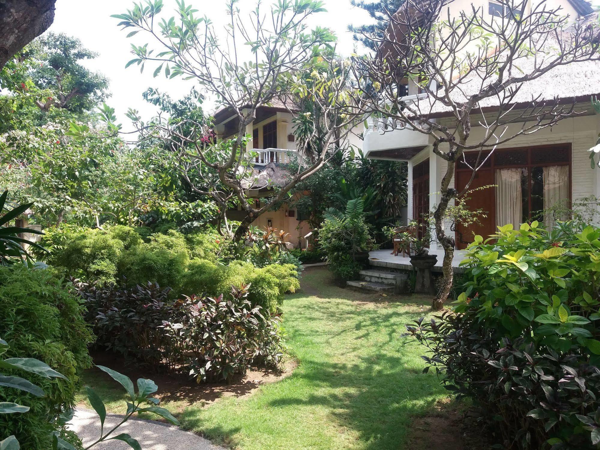 Legian The Sari Beach מראה חיצוני תמונה